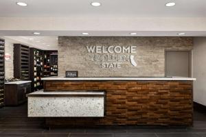 Hampton Inn & Suites - Napa, CA - Guest Experience and Reviews
