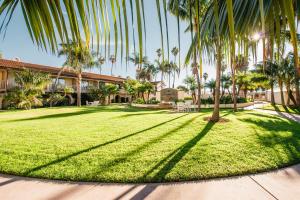 Harbor View Inn - Check-in and Check-out