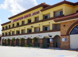 Hartford Hotel Best Western Signature Collection - Breakfast and Dining