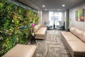 Henn Na Hotel New York - Guest Reviews and Experiences