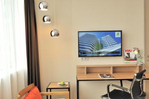 Holiday Inn Amsterdam - Arena Towers, an IHG Hotel - Policies