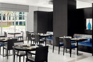 Holiday Inn Express Dubai Safa Park, an IHG Hotel - Room Types and Features
