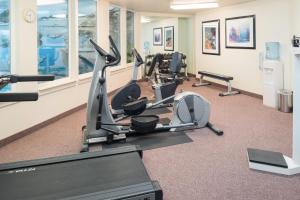 Holiday Inn Express Hotel & Suites Arcata/Eureka-Airport Area, an IHG Hotel - Dining and Breakfast Options