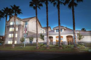 Homewood Suites by Hilton Ontario Rancho Cucamonga - Delightful Breakfast Experience