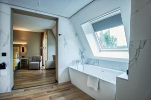 Hotel Hoogeveen - Facilities and Amenities