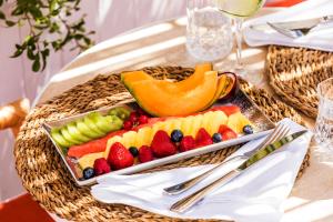 Hotel La Tartane Saint-Tropez - Frequently Asked Questions