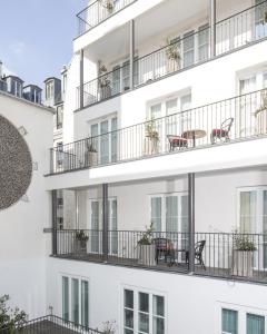 Hotel Les Bains Paris - Guest Ratings and Feedback