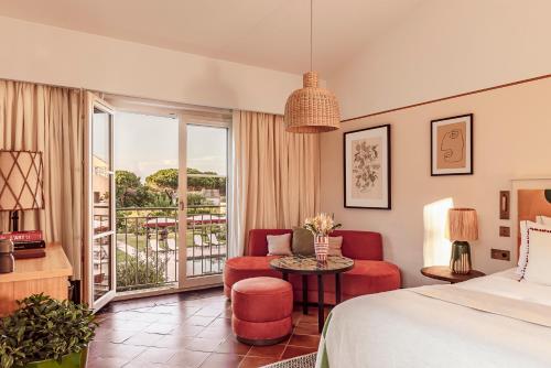 Hotel Lou Pinet - Guest Reviews and Ratings