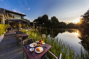 Hotel Mitland - Policies and Additional Information