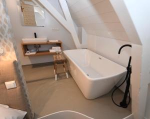 Hotel T Fnidsen - Accommodation Policies and Booking Details