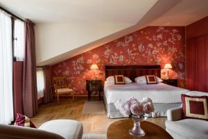 Hotel Villa Cipriani - Activities and Attractions
