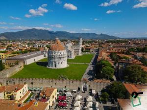 HOTIDAY Room Collection - Pisa - Policies and Guest Information