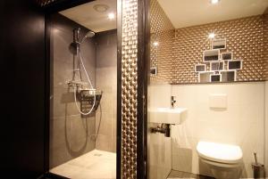 House of Freddy - House Rules and Policies