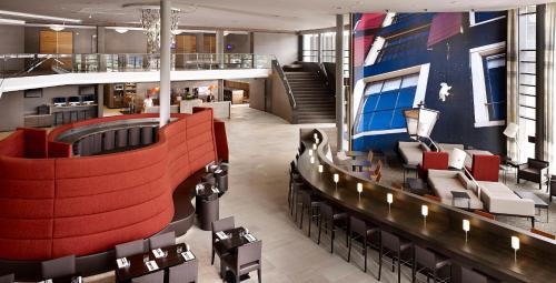 Hyatt Place Amsterdam Airport - Airport Shuttle