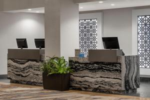 Hyatt Regency Westlake - Dining Experiences