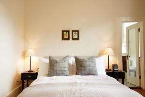 Imperial Hotel + Restaurant - Guest Experience and Reviews