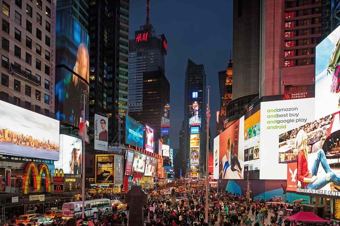 Interactive Mystery Hunt by Empire State Building in NYC - What to Expect During the Hunt