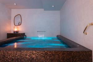 Juliana Hotel Paris - Frequently Asked Questions