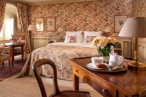 La Mirande - Amenities and Facilities
