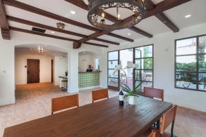 La Playa Inn Santa Barbara - Check-in, Check-out, and Policies