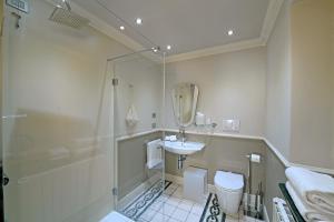 La Ribezza Boutique Hotel - Adults Only - Location and Accessibility