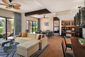 Lapita, Dubai Parks and Resorts, Autograph Collection - Transportation and Accessibility