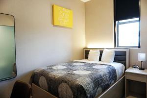 Leon Hotel LES - Facilities and Services
