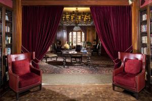 Los Angeles Athletic Club - Nearby Attractions