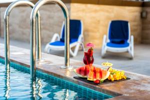 Luxe Grand Hotel Apartments - Dining Options