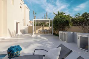 Luxurious Villa, Private Pool and Garden, Dubai - Guest Reviews and Ratings