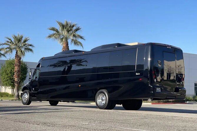 Luxury Mini Bus for 40 Passengers in Fort Lauderdale - Exploring the Fort Lauderdale Area