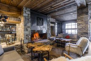 M De Megève - Nearby Attractions