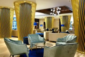 Mercure Gold Hotel Jumeirah Dubai by Accor - Dining and Culinary Experiences