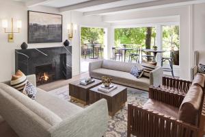 Milliken Creek Inn - Location and Accessibility