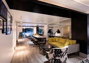 Montrose at Beverly Hills - Room Types and Features
