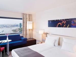 Mövenpick Hotel Amsterdam City Centre - Dining and Culinary Experiences