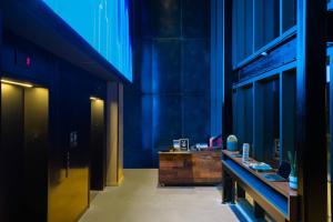 Moxy NYC Downtown - Pricing and Discounts