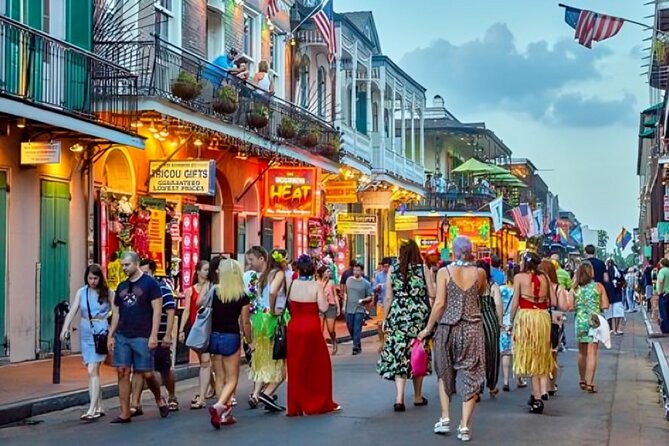New Orleans French Quarter Private Walking Tour With a Guide - Discovering Iconic Landmarks