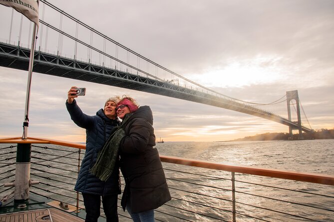 New York City Sightseeing and Seals Boat Tour - Tour Guides and Reviews