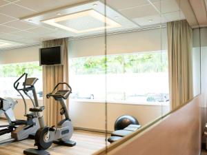 Novotel Rotterdam - Schiedam - Location and Accessibility