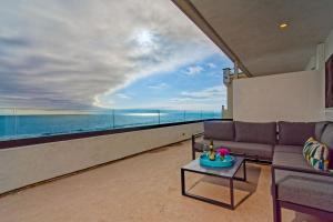Ocean Villas Beach Front - Guest Reviews and Ratings