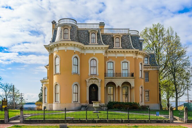 Old Louisvilles Famous Ghosts Smartphone Guided Walking Tour - Cancellation and Payment Policy