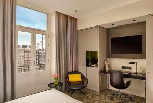 Park Plaza Victoria Amsterdam - Frequently Asked Questions