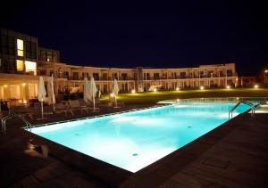 Pisa Tower Plaza - Guest Experience Insights