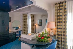 Pizzomunno Vieste Palace Hotel - Dining Options