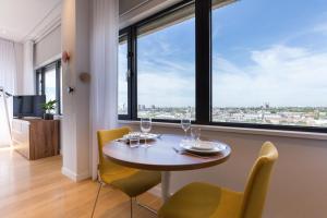 PREMIER SUITES Rotterdam - Policies