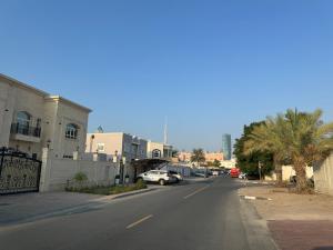 Private Room in the Heart of Dubai With Burj Khalifa View - Host Information