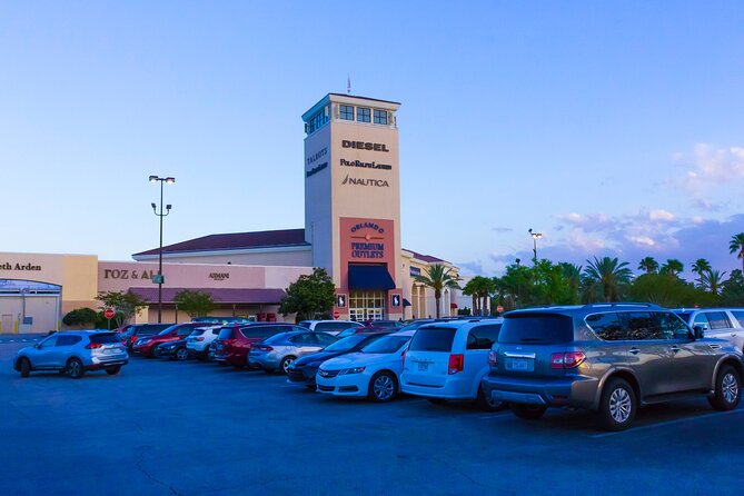 Private Shopping Tour From Orlando to Orlando Premium Outlets - Dining Options While Shopping