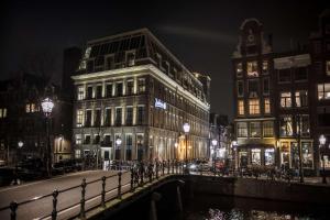 Radisson Blu Hotel, Amsterdam City Center - Convenient Check-in and Check-out