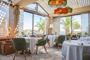 Relais and Châteaux Thalasso & Spa Isle of the Lagoon - Exploring the Surrounding Area